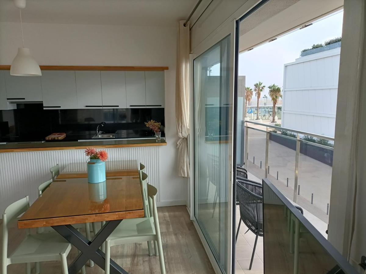 Gran Apartmento Playa Badalona Buitenkant foto