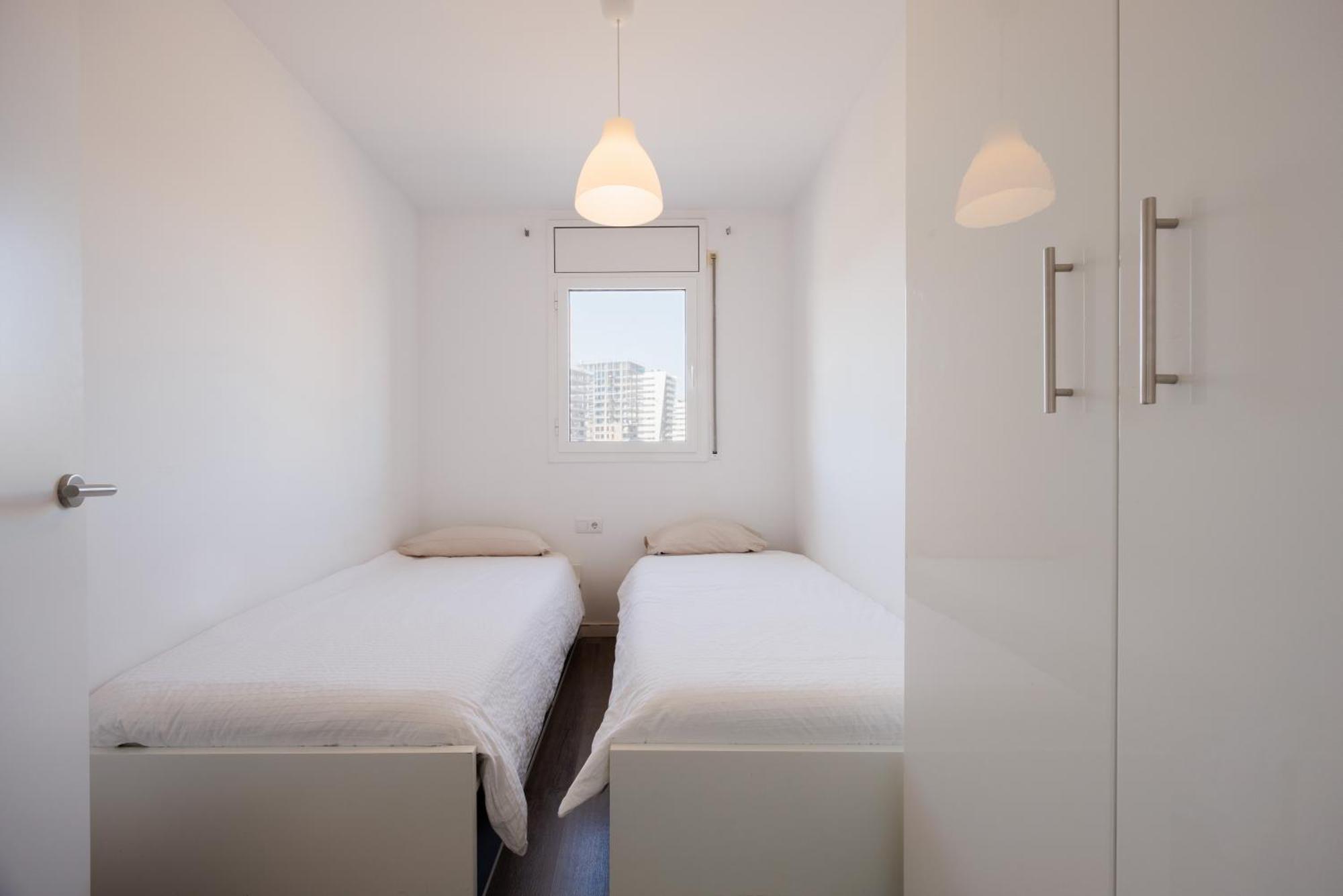 Gran Apartmento Playa Badalona Buitenkant foto